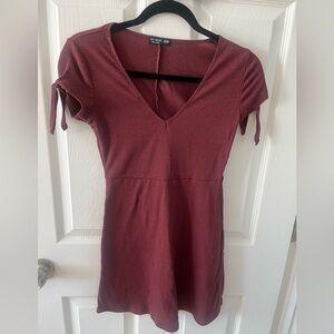 Ribbed V-Neck Burgundy mini dress